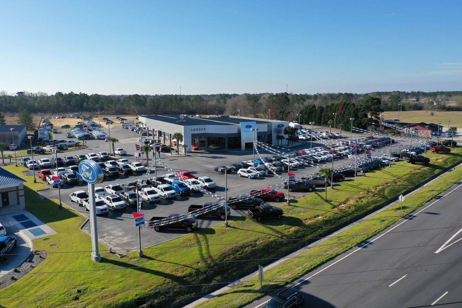 Lugoff Ford dealership in Lugoff, SC